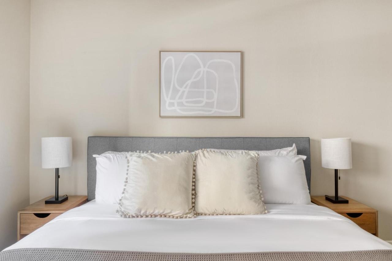 Woodland Hills 1br W Gym Wd Pool Nr 101 Lax-683 * Los Angeles