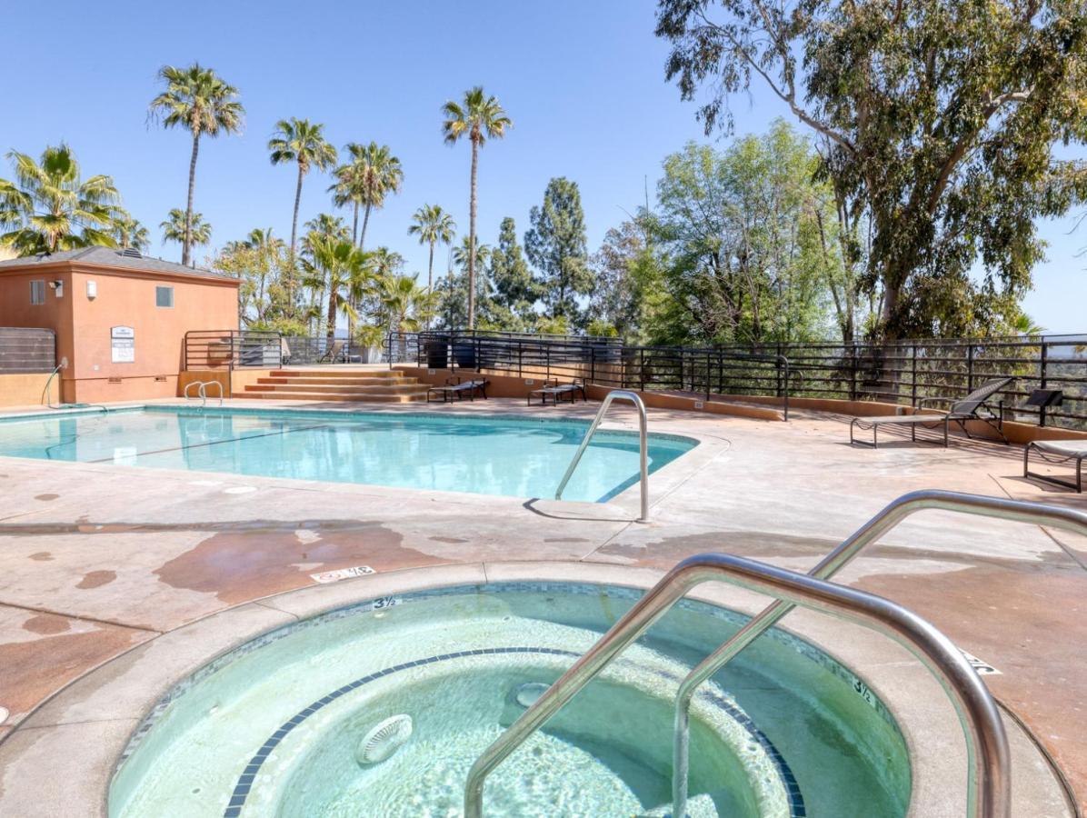 Woodland Hills 1br W Gym Wd Pool Nr 101 Lax-683 Appartement *
