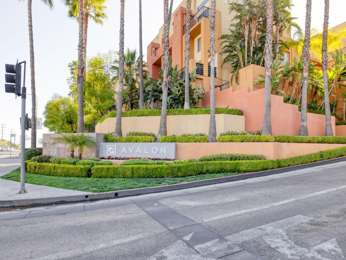 Woodland Hills 1br W Gym Wd Pool Nr 101 Lax-683 Los Angeles