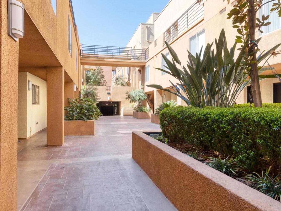 Appartement Woodland Hills 1br W Gym Wd Pool Nr 101 Lax-683